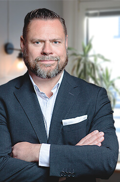 Asbjörn Rosenberg - Head of Customer & Consulting